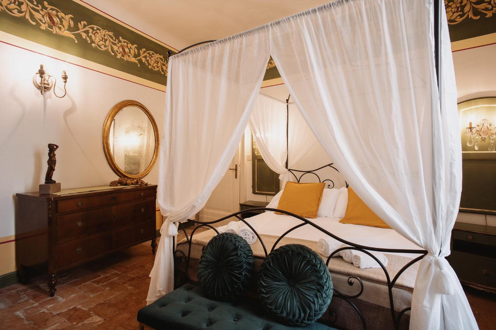 Hotel Oviv Dimora Del Borgo Аквавива-Пичена Экстерьер фото